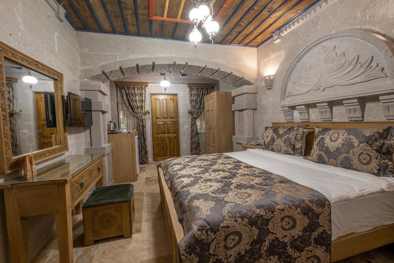 Underground Cave Suites Hotel Гореме Экстерьер фото