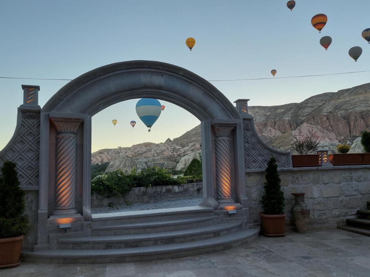 Underground Cave Suites Hotel Гореме Экстерьер фото