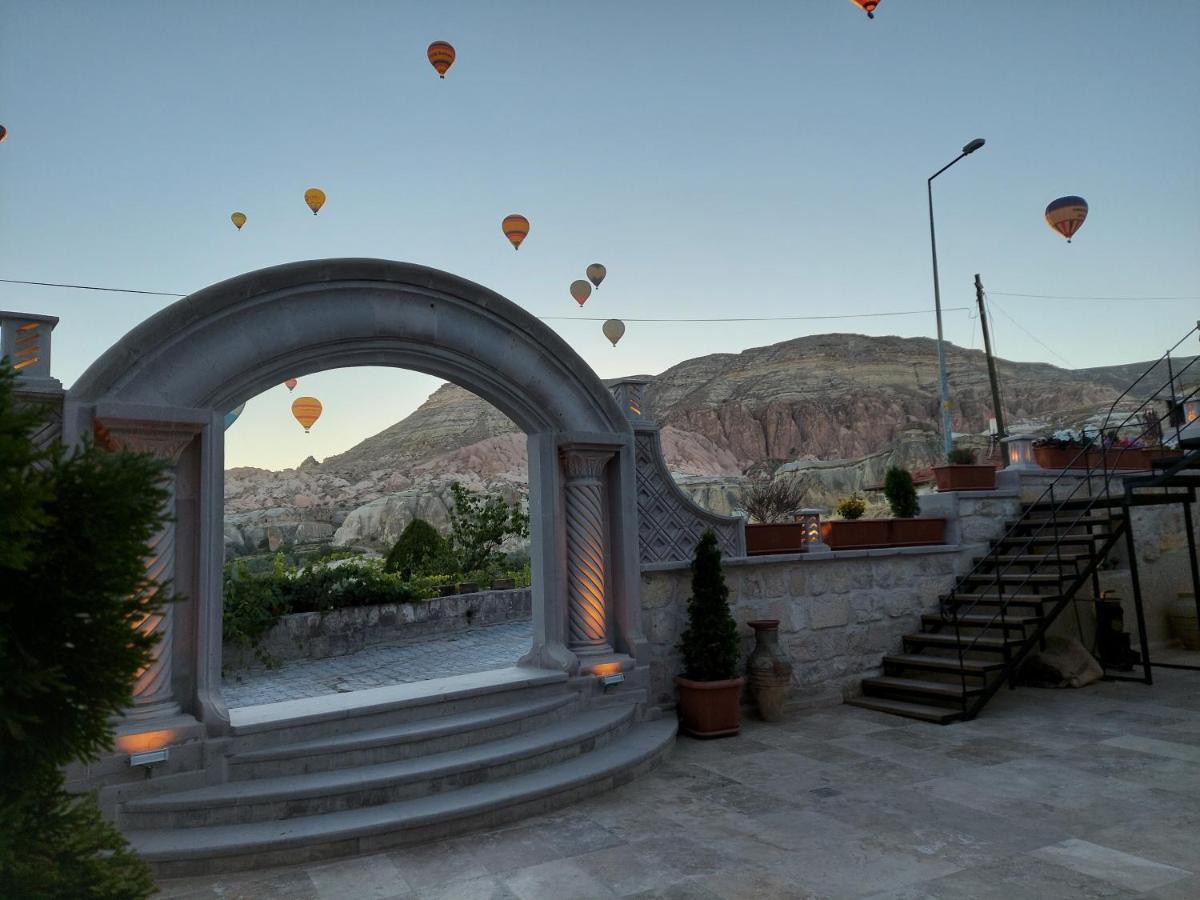 Underground Cave Suites Hotel Гореме Экстерьер фото