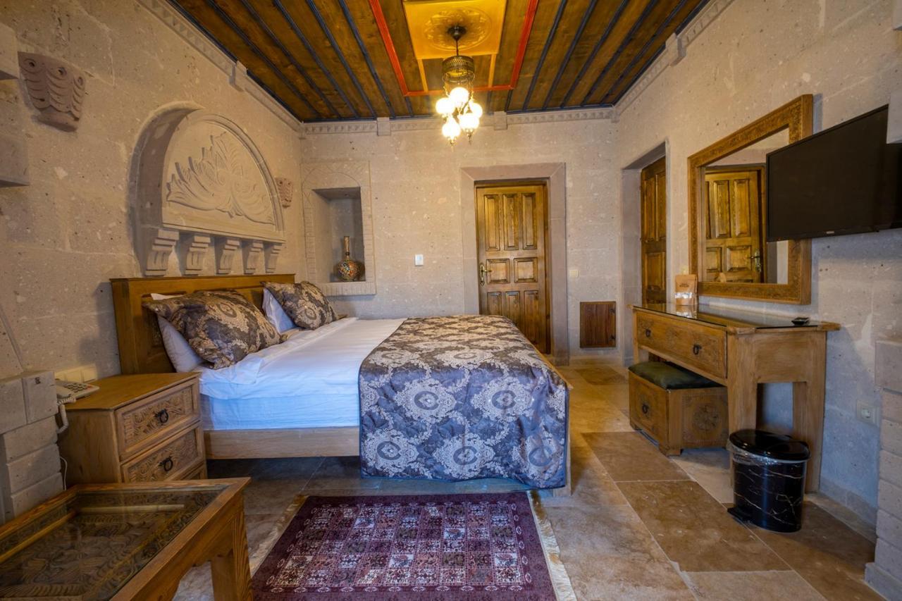 Underground Cave Suites Hotel Гореме Экстерьер фото